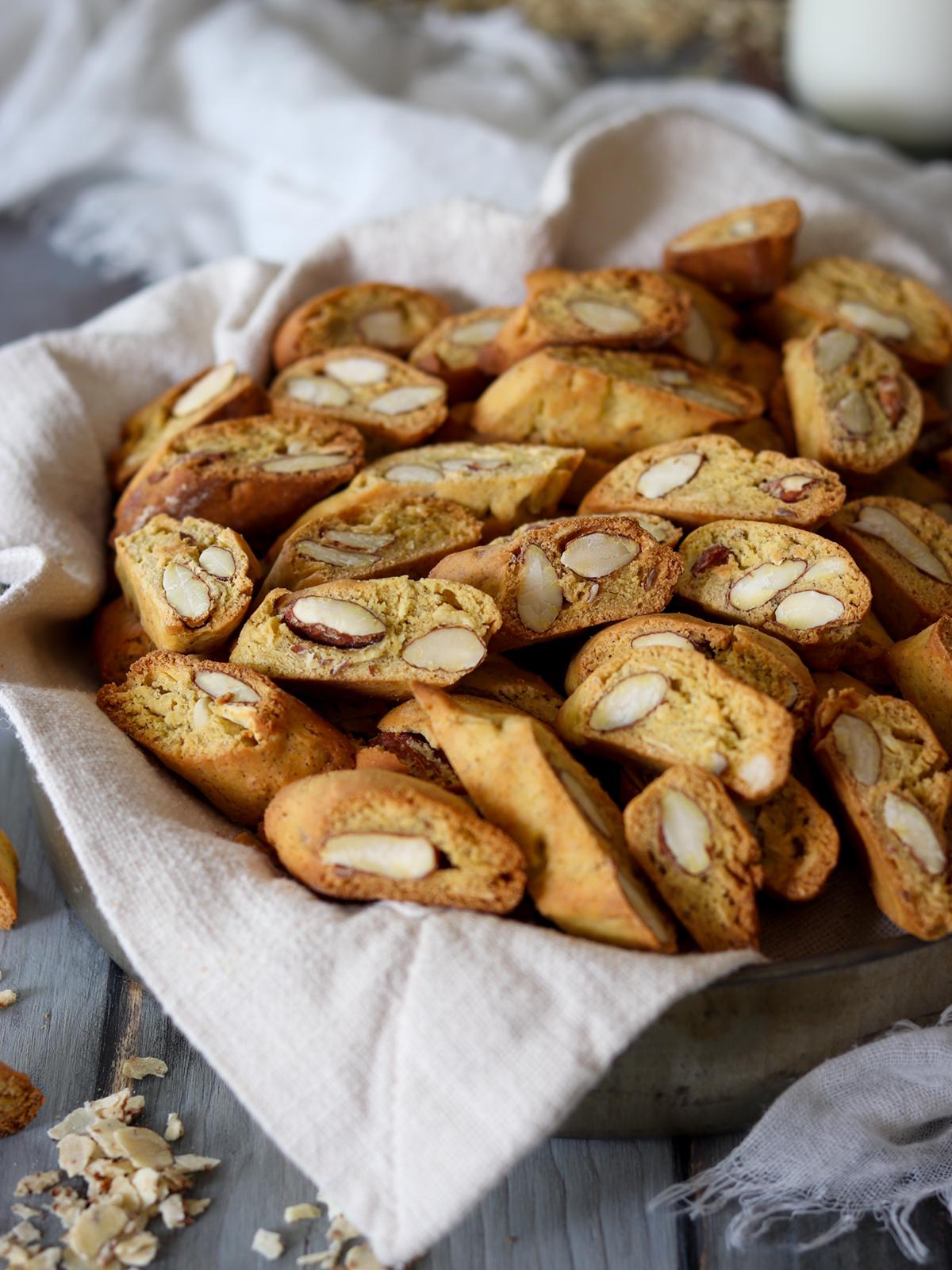 ricetta cantucci toscani croccanti senza burro